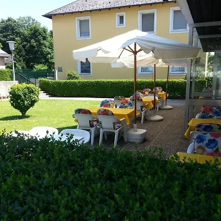 Guest house Gerhart 2*