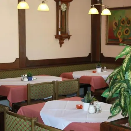 Gerhart Guest house 2*
